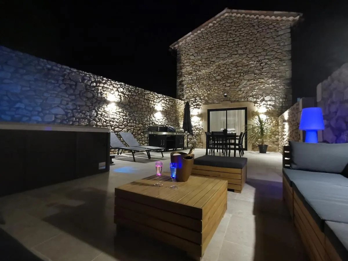 Le Domaine Du Grand Cru contacts